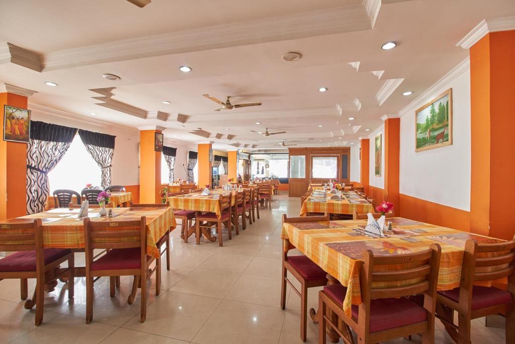 Periyar Meadows Hotel Kumarakom Ngoại thất bức ảnh